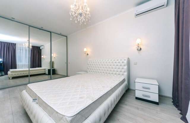 Апартаменты LuxCenterApartment Киев-29