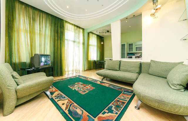 Апартаменты LuxCenterApartment Киев-7